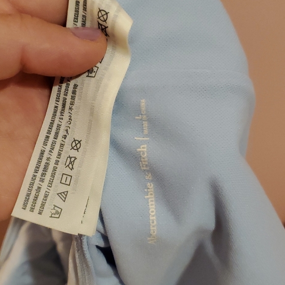 Abercrombie & Fitch bathing suit one piece - Picture 3 of 3